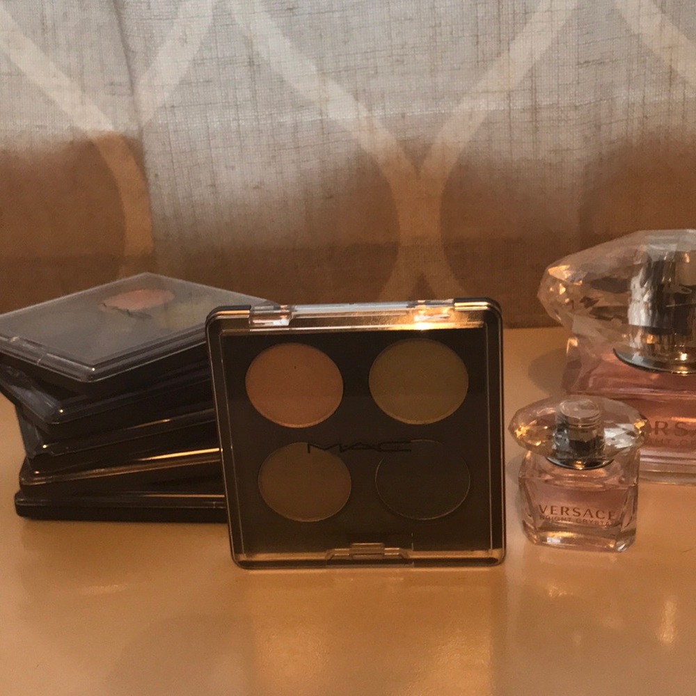 MAC eyeshadow palette